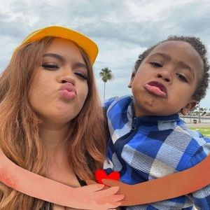 Meet your Posher, Charain